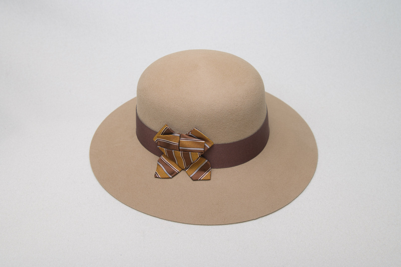 Eugenia Feutre Soie Origami